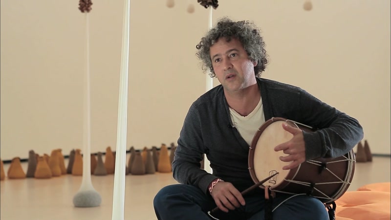 Ernesto Neto: the body that carries me